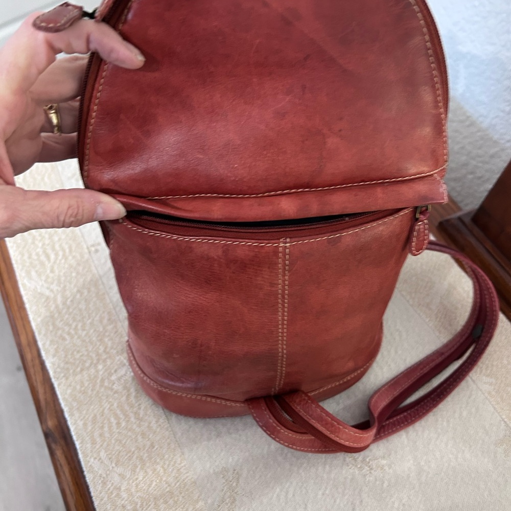 Chaos Leather Collection Backpack Shoulder Bag - Picture 10 of 16